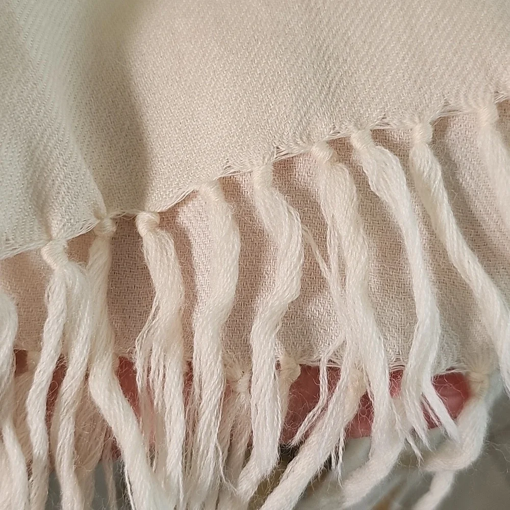 Elegant Cream Color Wool‎ Scarf Scarf. 12